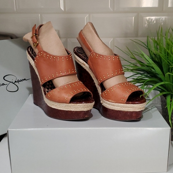 Jessica Simpson Women's  Leather Wedges Size 7.5 - Picture 2 of 5